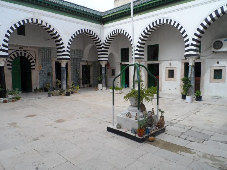 Medersa El Bachia 768x576